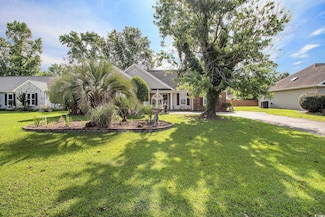 3910 Stillwood Dr, Myrtle Beach, SC 29588