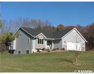 4280 Pinewood Cir, Eleva, WI 54738