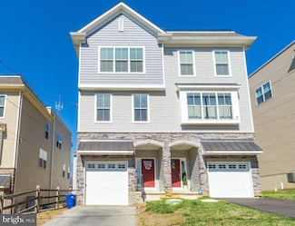 354 Cinnaminson St, Philadelphia, PA 19128