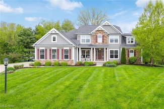 3897 Creekside Dr, Uniontown, OH 44685