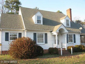 7589 Richmond Rd, Warsaw, VA 22572