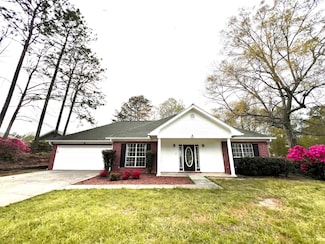 121 Elm Ave, Hattiesburg, MS 39402