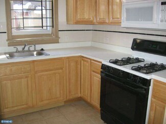 2959 N Bambrey St, Philadelphia, PA 19132