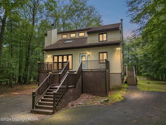 569 Whippoorwill Dr, Lehman Township, PA 18328