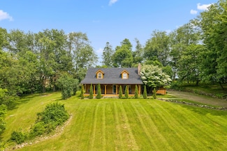 26620 Jelloway Rd, Danville, OH 43014