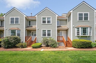 31 Patrick Rd, Tewksbury, MA 01876