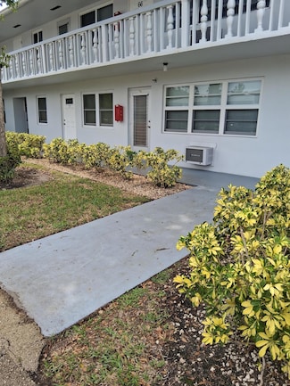 58 Sussex C Unit C, West Palm Beach, FL 33417