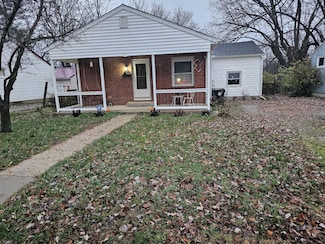 712 W Locust St, Wilmington, OH 45177