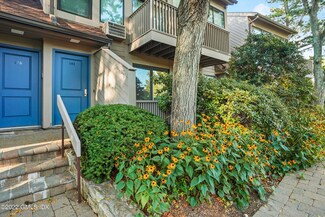 1465 E Putnam Ave Unit 101, Old Greenwich, CT 06870