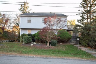 107 John Duggan Rd, Tiverton, RI 02878