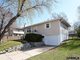 3820 Keith Cir, Lincoln, NE 68521