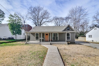 107 Caldwell St, Starkville, MS 39759