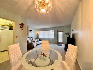 225 Southampton B, West Palm Beach, FL 33417