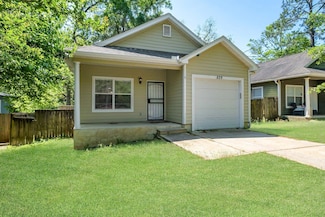 829 Dent St, Tallahassee, FL 32304