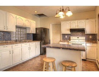 21 Fenno St, Revere, MA 02151