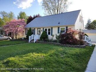 1943 Dean Ave, Holt, MI 48842