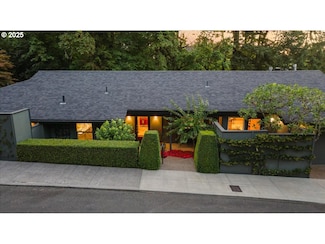 2417-2419 SW Montgomery Dr, Portland, OR 97201