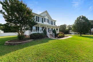 2002 Sarahs Cove Dr, Hayes, VA 23072