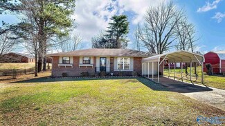 2402 Mcclain Cir NW, Huntsville, AL 35810