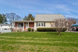 23 Simone Rd, Chicopee, MA 01013