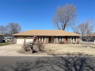 3941 N Friar Ln, Wichita, KS 67204
