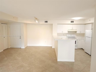 2011 Renaissance Blvd Unit 205, Miramar, FL 33025