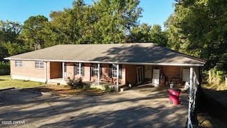 513 Viar Rd, Dyersburg, TN 38024
