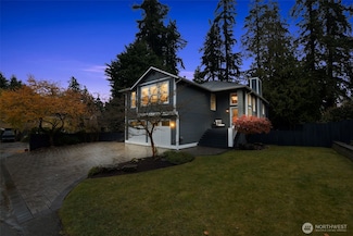 21505 84th Ave W, Edmonds, WA 98026