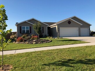 617 Covey Dr, Janesville, WI 53546