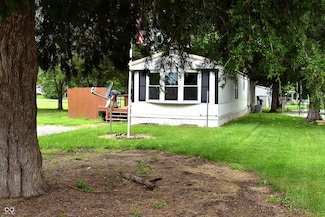 290 Bubble Loo Rd, Cloverdale, IN 46120