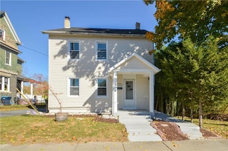 111 Main St, Stockertown, PA 18083