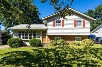 13916 Starlite Dr, Brookpark, OH 44142
