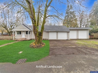 184 Greenwood Dr, Jefferson, OR 97352