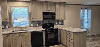 855 W Jefferson St Unit 189, Grand Ledge, MI 48837