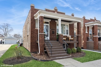 2625 Cuyler Ave, Berwyn, IL 60402