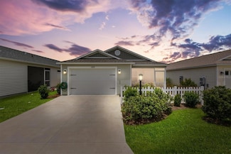 1225 Eunice St, The Villages, FL 34762