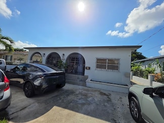 2970 SW 17th St, Miami, FL 33145