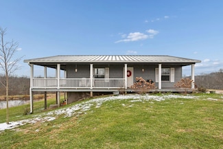 8945 Moody Rd, Moores Hill, IN 47032