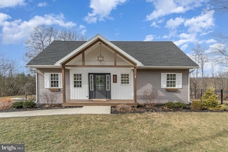 65 Grandview Dr, Hummelstown, PA 17036