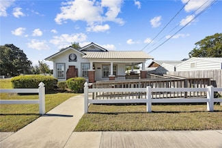 383 1st St, Folkston, GA 31537