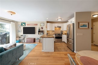 1600 Ardmore Ave Unit 107, Hermosa Beach, CA 90254