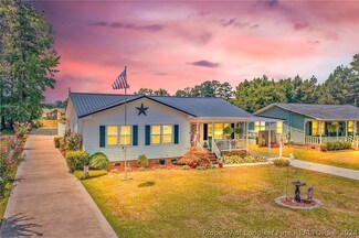 1910 Berry St, Lumberton, NC 28358