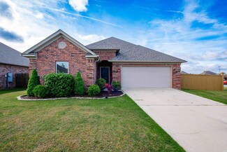 109 Zurie Cir, Maumelle, AR 72113