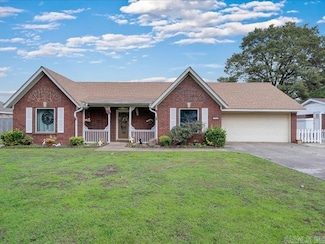 110 Flossie St, Trumann, AR 72472