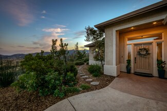 15845 Highland Cir, Redding, CA 96001