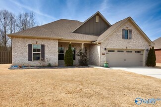 5000 Grayson Island Rd SE, Owens Cross Roads, AL 35763