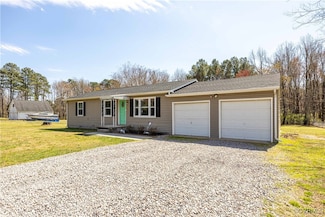 23707 Addison St, North Dinwiddie, VA 23803
