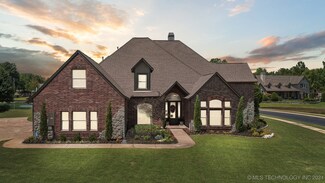 7504 S 2nd St, Broken Arrow, OK 74011