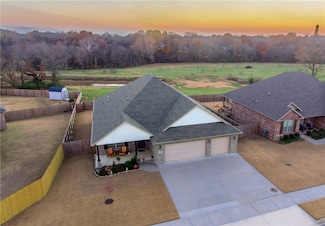 115 W Pitts St, Farmington, AR 72730