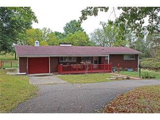 5874 Wylie Ridge Rd, New Cumberland, WV 26047